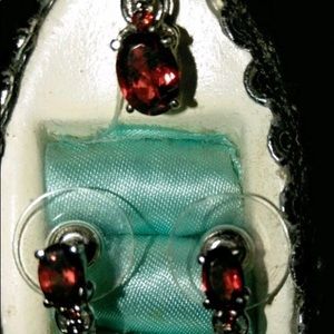 Garnet necklace and matching earrings